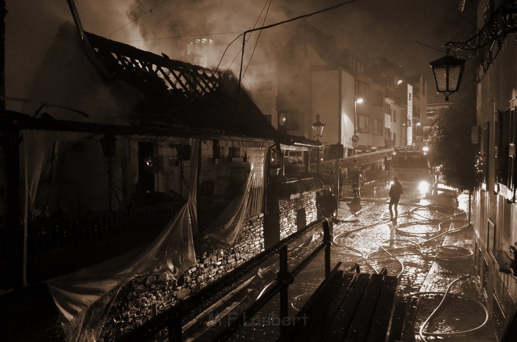 Feuer 3 Zum Treppchen Koeln Rodenkirchen Kirchstr Steinstr P080.JPG - Miklos Laubert